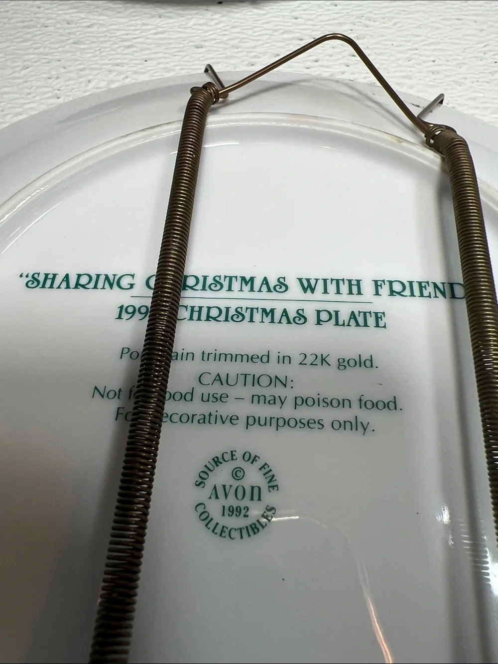 Vintage 1989 1992 Avon Christmas Holiday Decorative Wall Plates -